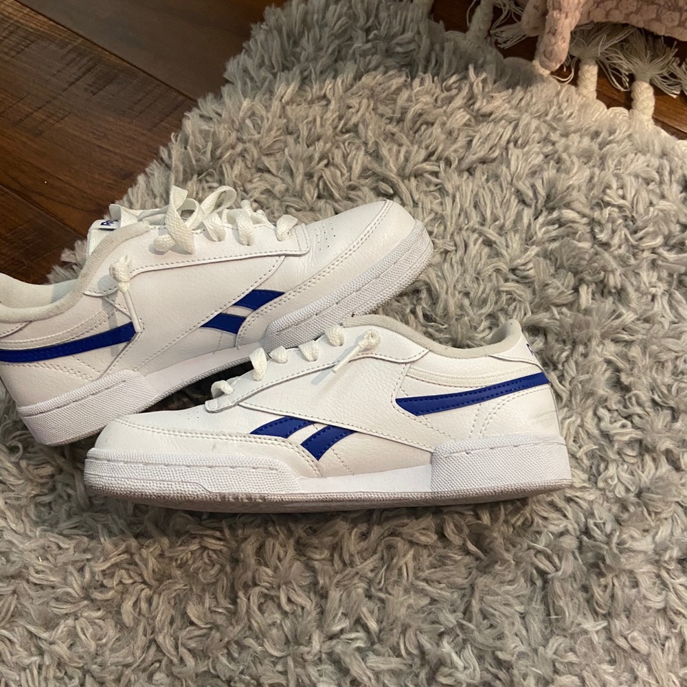 Reebok classic white sneakers